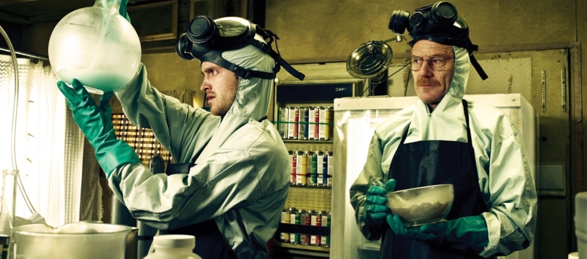 In Breaking Bad we see Walter White (right) quit his job as an employee, enter a freelance career and start a small 'company' with Jesse Pinkman (left). But unlike members of coworking spaces he works in an atmosphere of distrust.
